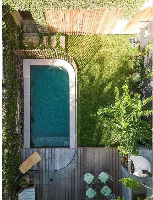 Outdoor & Pool Tiling